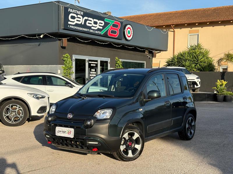 Fiat Panda 1.0 Firefly Hybrid City Cross 2023