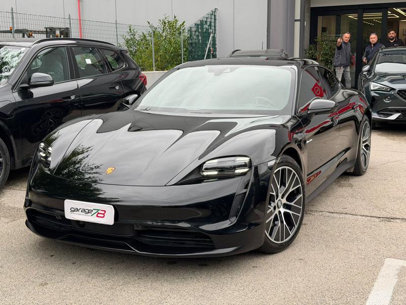 Porsche Taycan 2022