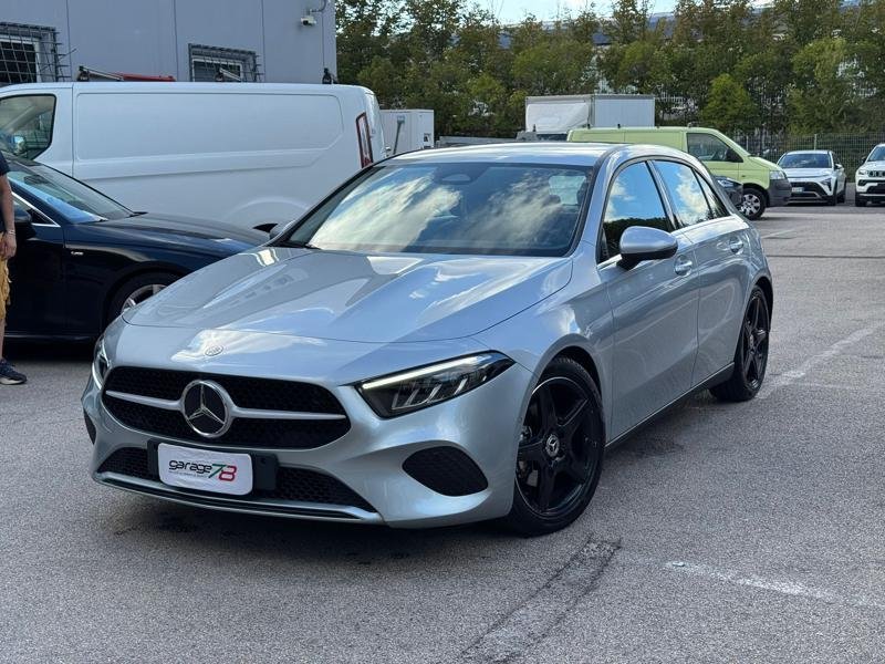 MERCEDES-BENZ CLASSE A180D ADVANCED PROGRESSIVE