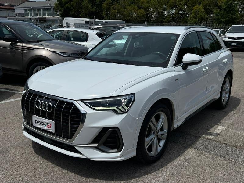 AUDI Q3 35 TDI S-LINE S-TRONIC
